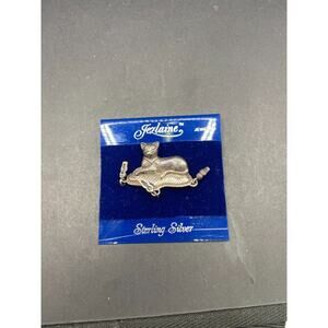 JEZLAINE 925 Sterling Silver Shiny Moving Dangle Lying Cat Motif Brooch Pin New